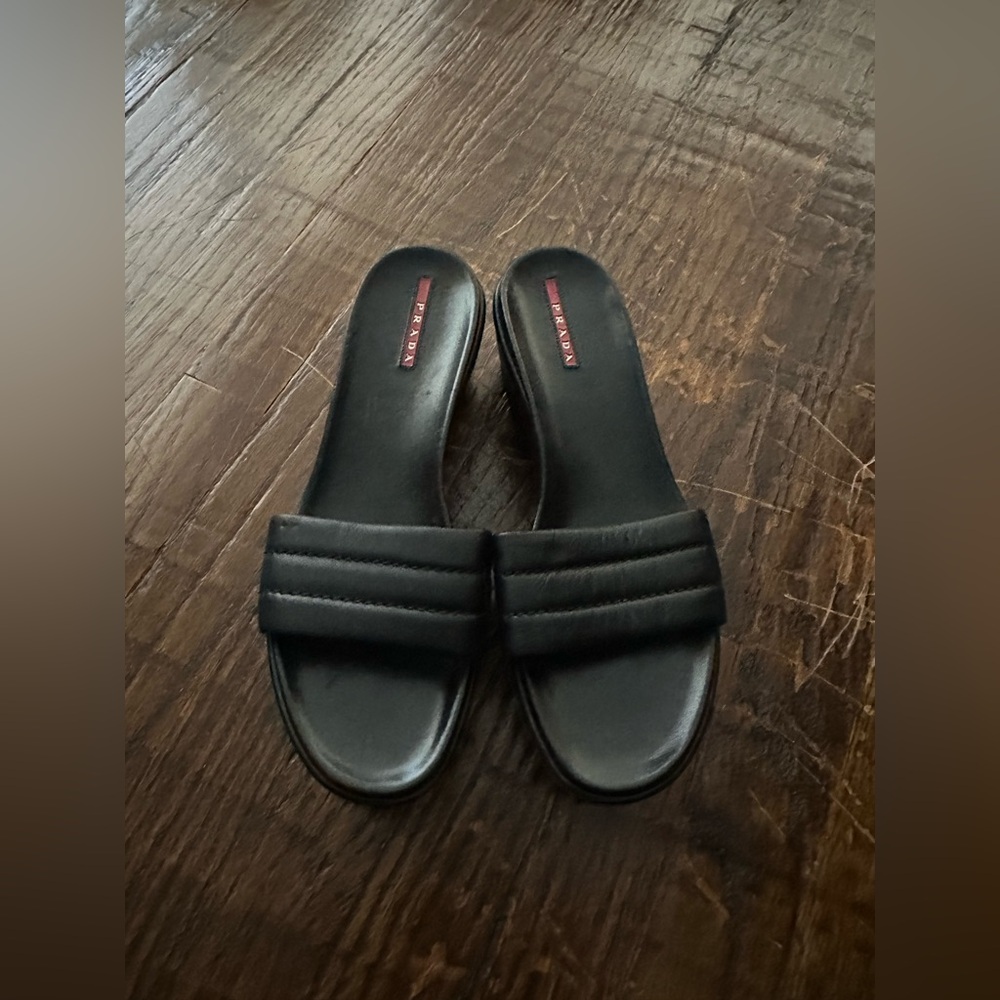 PRADA Sport Leather flip flops. SZ 40 - Picture 5 of 12